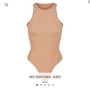 FITS EVERYBODY HIGH NECK BODYSUIT small